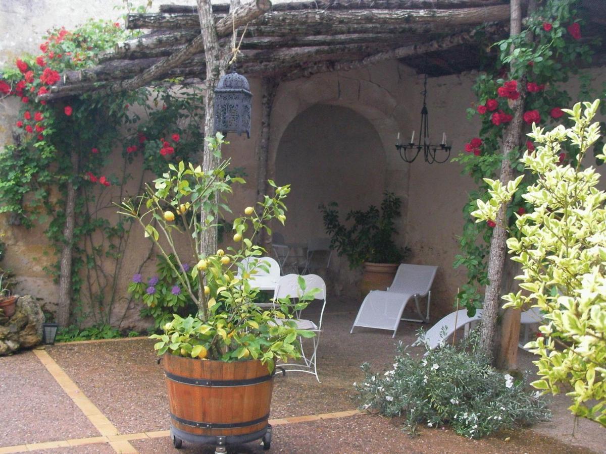 Maison D'Hotes Le Casalet Villandraut Exterior photo
